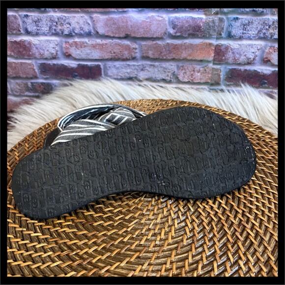 Sanuk Yoga Sling Sandal - Picture 5 of 5